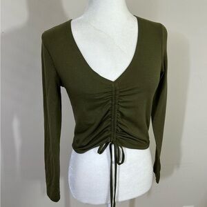 Shein sz sm top crop style with a drawstring on the front that can adjust length